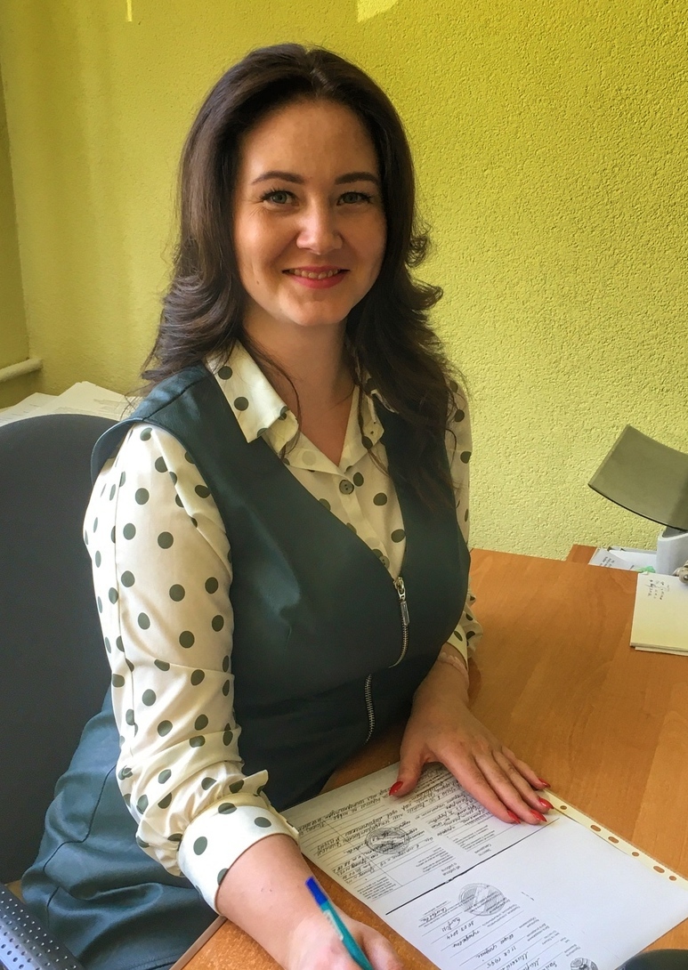 Глухарёва Анна Игоревна Ведущий специалист по кадрам